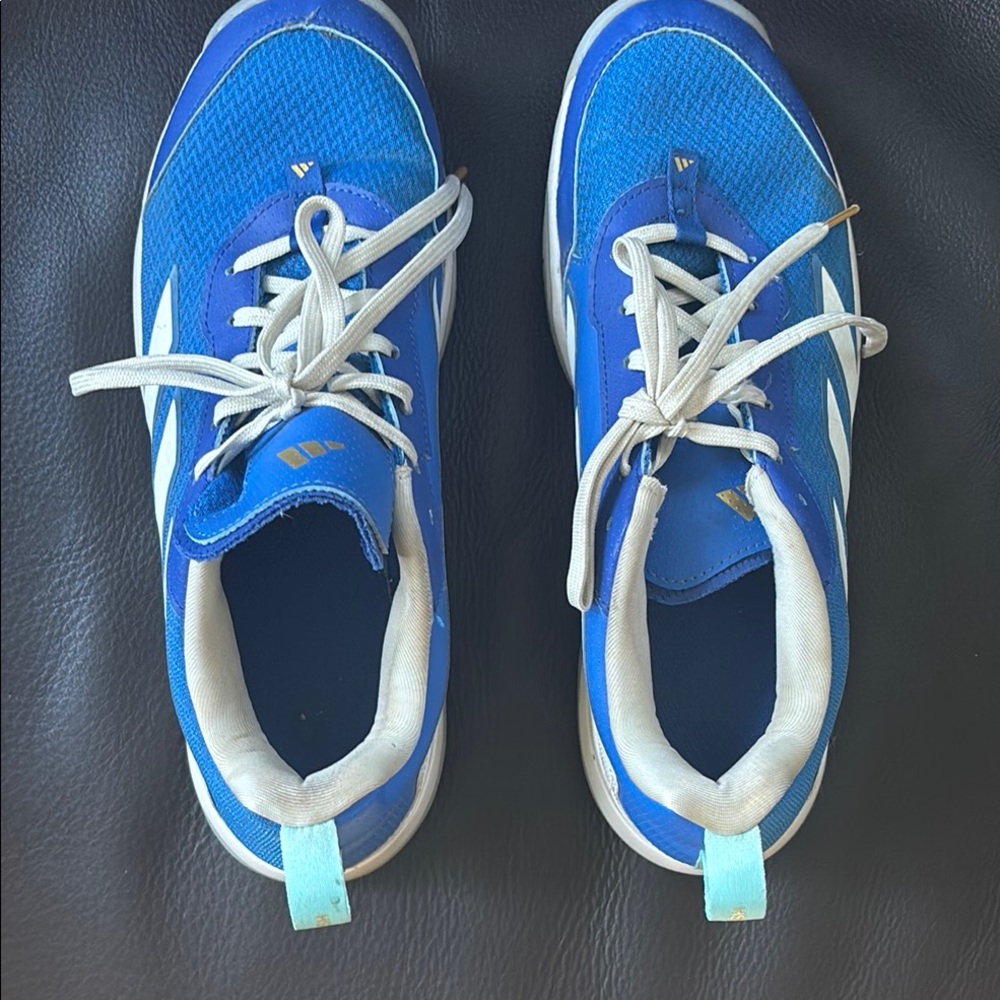 Adidas Ava Flash Adidas Athletic Shoe. Worn twice. Too tight for me. - Picture 5 of 7